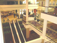 lobby1.jpg (145149 bytes)